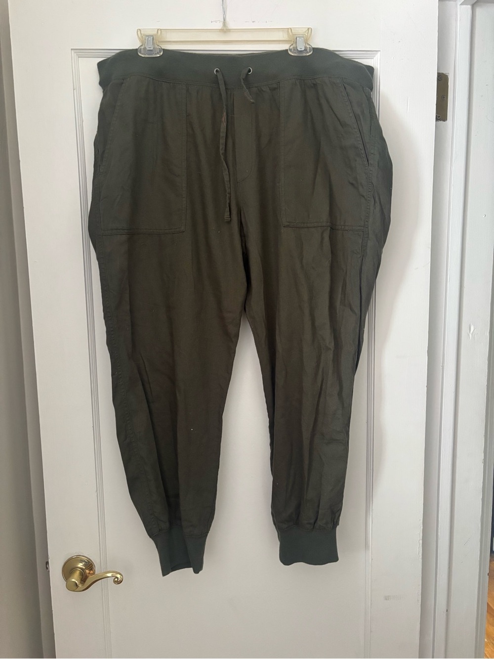 Women’s Olive Drawstring Jogger Pants -Gap xl (not sweat pants)